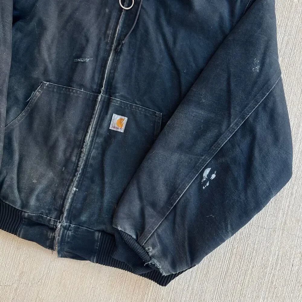 Carhartt J140 black hooded work wear jacket